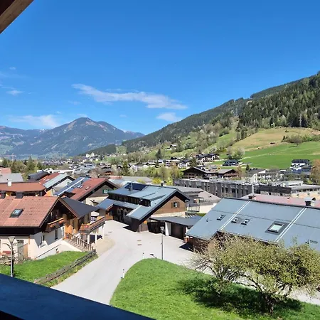 Apartment Seasons By In One Kaprun