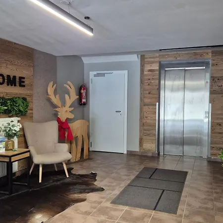 Seasons By In One Apartment *